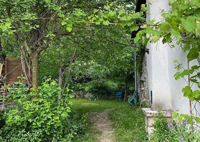 Dolina Ferienhaus Hum